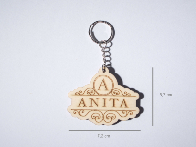 Personalisierter Holz-Schlüsselanhänger „Anita“